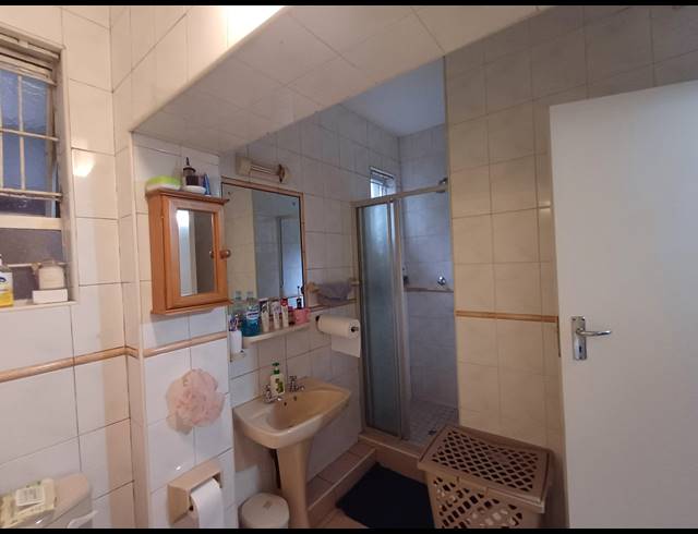 3 BEDROOM TOWNHOUSE RENTED IN BULWER